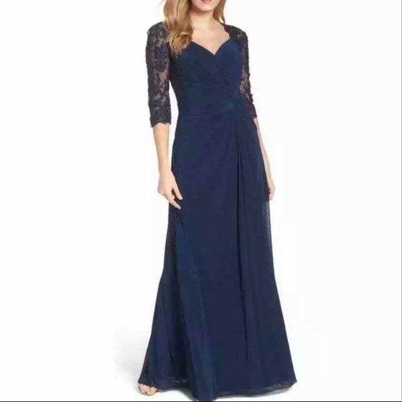 La Femme Ruched Twist Column Formal Gown Plus Size US 20 - Picture 3 of 12